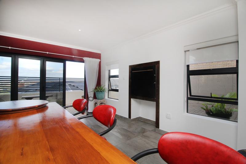 4 Bedroom Property for Sale in Monte Christo Western Cape